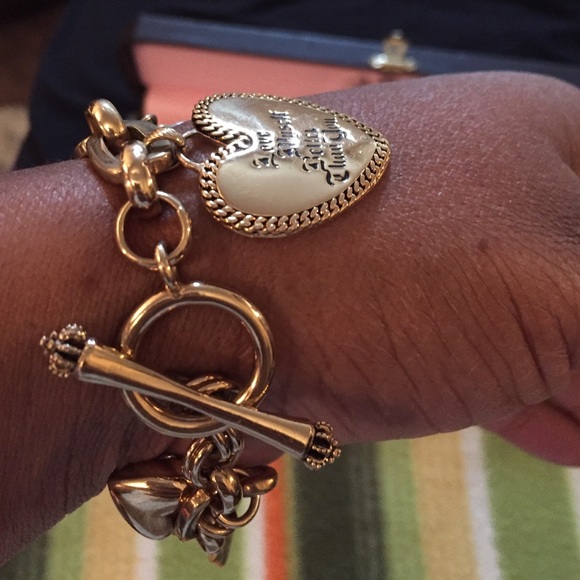 COPY - Vintage Juicy Couture charm bracelet🎀 - Picture 4 of 4